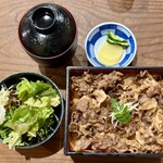 黒牛の里 - 知多牛めしランチ（¥1,500）（税込）