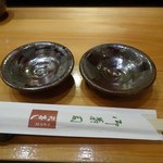 天寿し - 小皿とお箸…でもお箸は使いませんでした。