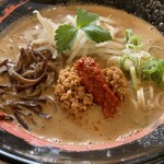 麺道 濃厚中華そば 三番目の娘 - 味噌濃厚そば