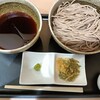なぜ蕎麦にラー油を入れるのか。 池袋西口店