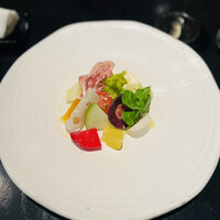 ラ・ボンヌターブル - 