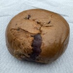 小島屋 - 料理写真:勘兵衛饅頭の粒あん120円。