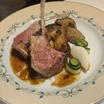 フランス料理研究室 アンフィクレス - アイルランド産仔羊のロースト