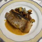 フランス料理研究室 アンフィクレス - 対馬産　まながつおの片面焼き