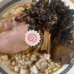煮干しのビリー - 背脂中華そば+岩海苔(1000円+200円)