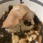 煮干しのビリー - 肉巻きおにぎり、スープに投入❗️