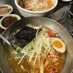 味ん味ん 日野店 - 