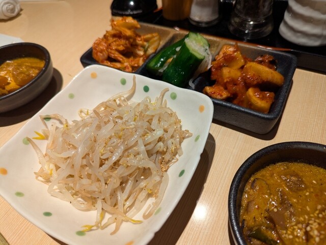 Yuboku Shinjuku Ten photo 5