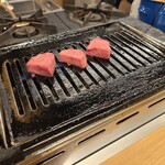 焼肉やっちゃん 西葛西店 - ロースターで焼く！