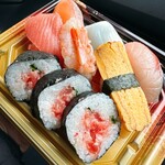 タチヤ - 料理写真:ランチ限定にぎり寿司