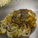 しんちゃん - 肉玉うどん