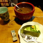 エミール・パコ - コーヒーぜんざい+抹茶ケーキのセット：750円