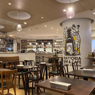 大人の寛ぎを演出するスタイリッシュなダイニング