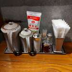 大衆酒場 藤沢ホルモン - 卓上調味料など