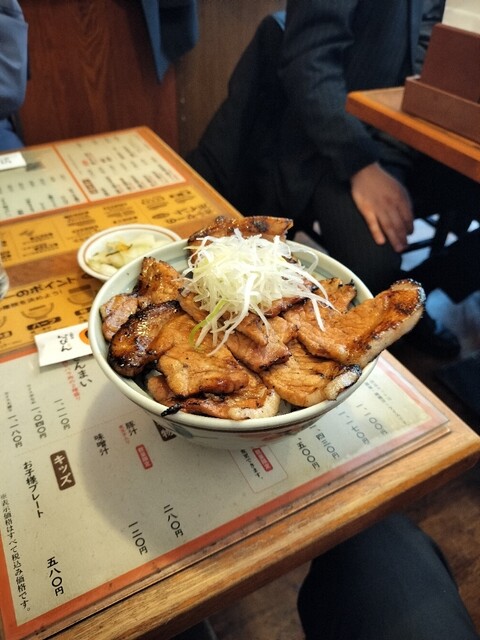 十勝豚丼 いっぴん 札幌北十条店 （とかちぶたどん いっぴん