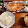 本町ひもの食堂