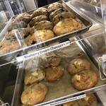 Diamond Head Market & Grill - 