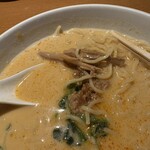 麺飯食堂 なかじま - ほうれん草、肉味噌、メンマ