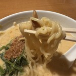 麺飯食堂 なかじま - 麺アップ