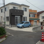 秋谷亭あらき - 外観⑤　左の道、すぐ左にお店。