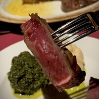 Re Wharf - 旨みたっぷり分厚いステーキが絶品！