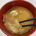 すき家 - 豚汁も 具だくさん⟡.·