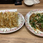 餃子の王将 久喜店 - レバニラ+餃子2人前