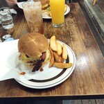 CENTER4 HAMBURGERS - 