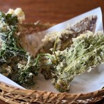 慈久庵 - 野菜の天ぷら（ギシギシ、すかんぽ、クレソン、野蒜、ふきのとう）