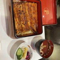 鰻割烹 伊豆栄 本店 - 
