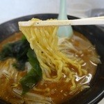宝来軒 - 麺は中太