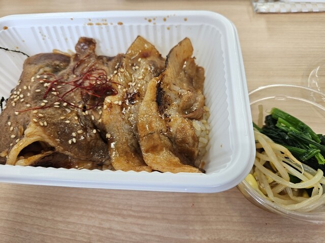 閉店】とんとんとん - 小川町/豚丼 | 食べログ