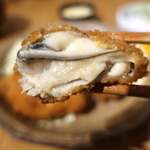 魚とよ - カキフライ定食