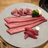 北新地 肉料理 名門 - 