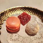 メゾン ポール・ボキューズ - 