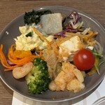 NARITA BOLD KITCHEN - 数々のサラダ