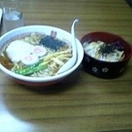 みやご食堂 - 2011-06-01　中華そばとミニ玉子丼　\800