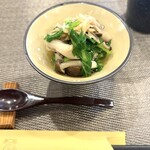 憩酒屋 よりみち - なばなとしめじのお浸し