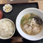 ラーメン鷹 - 