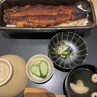 うなぎ四代目菊川 東京駅黒塀横丁店 - 