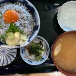漁亭 浜や - 釜揚げしらす丼