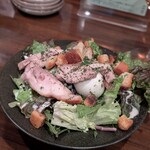 なにわフレンチびぎん - ローストチキンが柔らかいシーザーサラダ