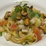 シレーナ - ムール貝と長芋のペペロンチーノパスタ