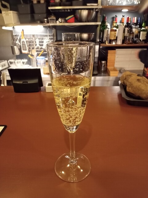 Wine bar Magoroku Tei