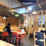 あいうえお - 店内テーブル席