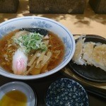 那須高原サービスエリア（下り線）フードコート - 白河らーめん餃子セット