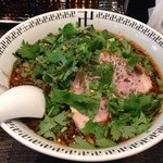 スパイス・ラー麺 卍力 - スパイシーパクチーラー麺930円