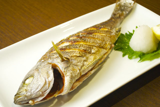 Teru ya - 焼き魚(ｲｻｷ）　\850