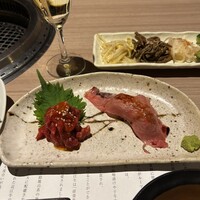近江うし 焼肉 にくTATSU 青山本店 - 