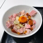 麺や 鳥の鶏次 ららぽーと堺店 - レアチャーシュー丼
